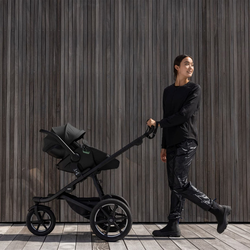 Poussette Urban Glide 3 avec Boucle Magnétique - Noir-Thule-THU-10101991-CLÉMENT